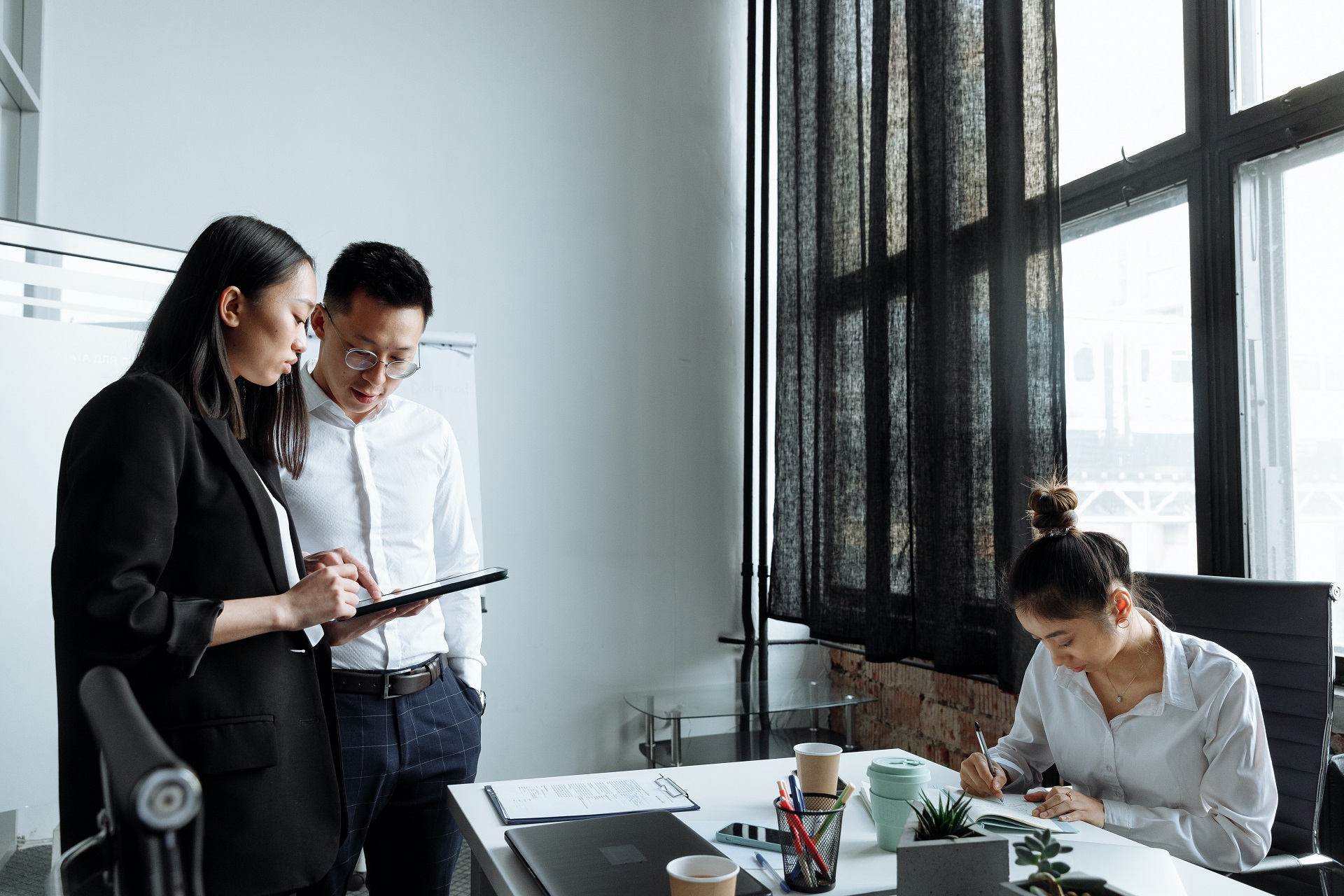 modern office discussion